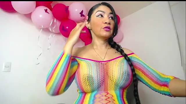 luzcastillo07 online show from 09-12-25, 05:07