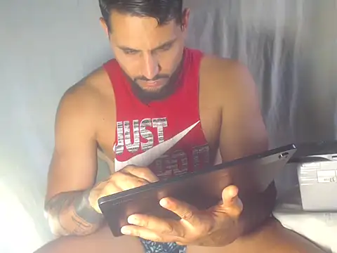 sebasx412 online show from 09-22-25, 07:09