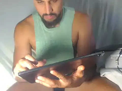 sebasx412 online show from 10-17-25, 08:10