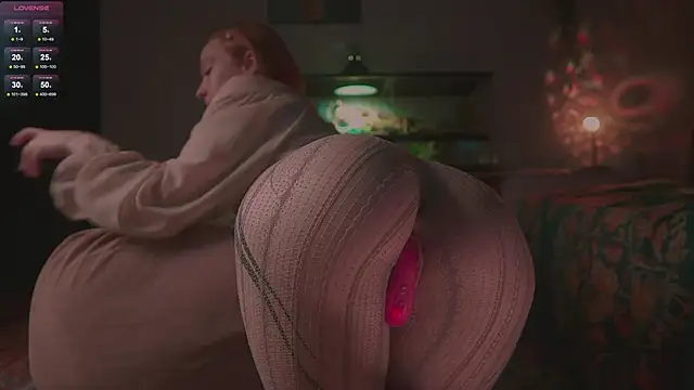 Snapshot of iara__mi chatting on 12-17-25, 02:11 iara mi online show from 12-17-25, 02:11