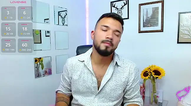 Snapshot of mathew_vidal1 chatting on 02-27-25, 02:25 mathew vidal1 online show from 02-27-25, 02:25