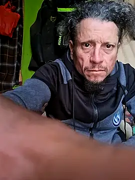 Snapshot of pauloandres chatting on 10-22-25, 10:08 pauloandres online show from 10-22-25, 10:08