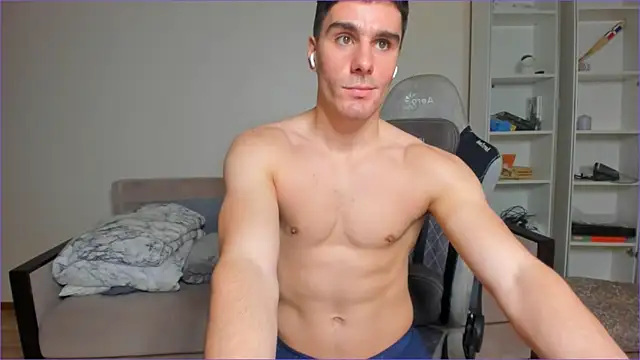 Snapshot of sam_huston chatting on 02-07-25, 12:53 sam huston online show from 02-07-25, 12:53