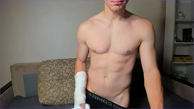 Snapshot of sam_huston chatting on 10-09-25, 11:16 sam huston online show from 10-09-25, 11:16