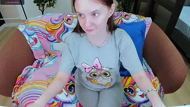 Snapshot of JannaVerdi_ chatting on 06-10-26, 06:36 JannaVerdi online show from 06-10-26, 06:36