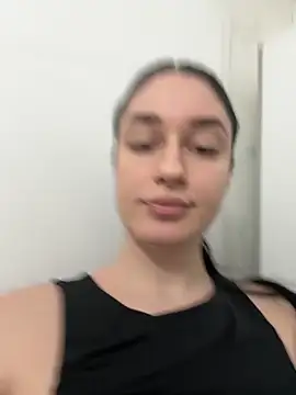 moniqque online show from 10-04-25, 02:18