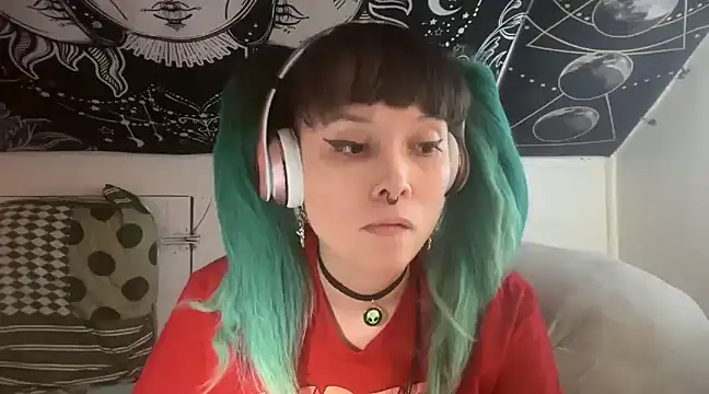 Snapshot of FRRANNKIE chatting on 03-18-25, 12:39 FRRANNKIE online show from 03-18-25, 12:39