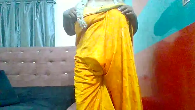 Snapshot of archanatelugu9 chatting on 09-21-25, 07:52 archanatelugu9 online show from 09-21-25, 07:52