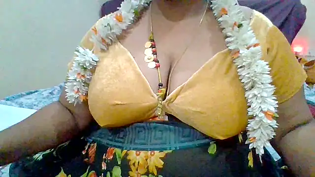 Snapshot of archanatelugu9 chatting on 02-01-25, 04:54 archanatelugu9 online show from 02-01-25, 04:54