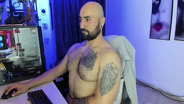 Snapshot of Leon_1234 chatting on 02-22-25, 11:24 Leon 1234 online show from 02-22-25, 11:24