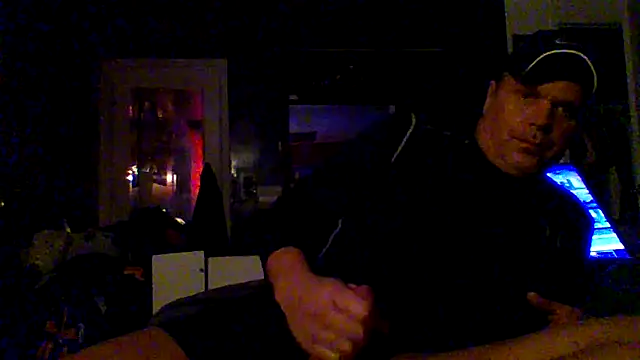 JRock69nKzoo online show from 12-16-25, 05:50