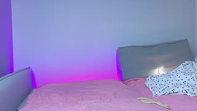 lina stones online show from 03-06-26, 02:12