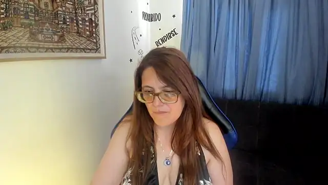 Snapshot of Ivette_Shaira chatting on 06-28-26, 06:36 Ivette Shaira online show from 06-28-26, 06:36