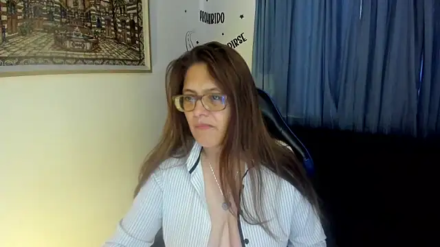 Snapshot of Ivette_Shaira chatting on 07-10-26, 11:54 Ivette Shaira online show from 07-10-26, 11:54
