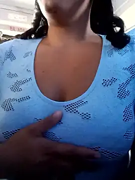 Snapshot of Morenitha-XXX chatting on 04-30-26, 08:27 Morenitha-XXX online show from 04-30-26, 08:27