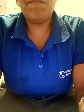 Snapshot of Morenitha-XXX chatting on 02-14-26, 06:41 Morenitha-XXX online show from 02-14-26, 06:41