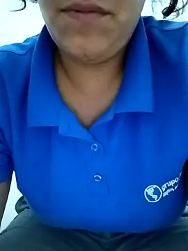 Snapshot of Morenitha-XXX chatting on 02-20-26, 10:01 Morenitha-XXX online show from 02-20-26, 10:01