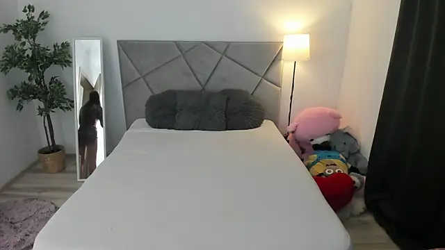 BlueEyesLexy online show from 06-20-26, 06:29