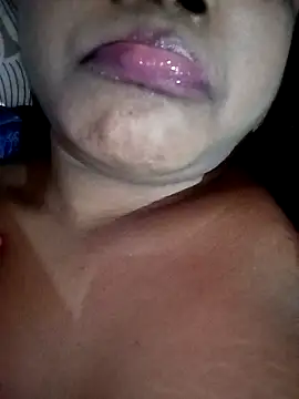 Snapshot of Hotlisa chatting on 12-31-24, 04:14 Hotlisa online show from 12-31-24, 04:14