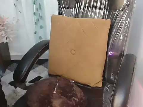 shivi moto online show from 11-22-25, 04:55