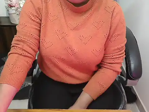 shivi moto online show from 12-20-25, 06:16