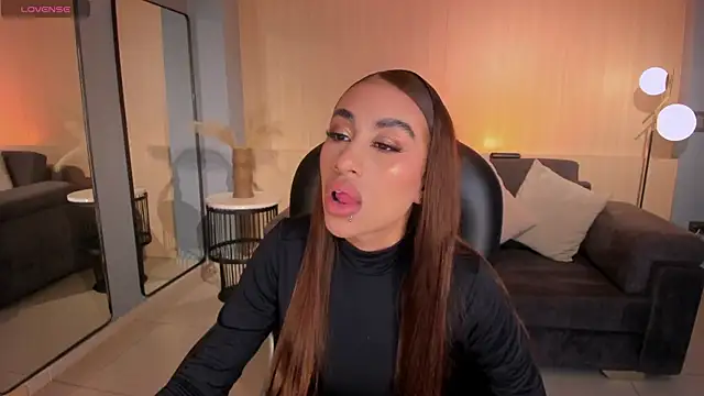 DannaCruz online show from 01-16-26, 07:51