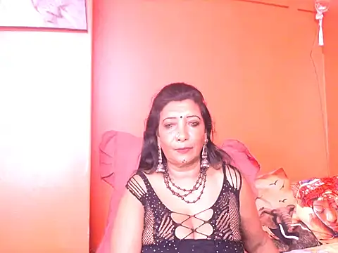 indiansarika65 online show from 02-19-26, 04:09