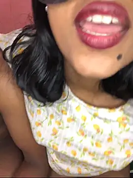 Snapshot of Naughty_soulz chatting on 11-24-25, 04:34 Naughty soulz online show from 11-24-25, 04:34