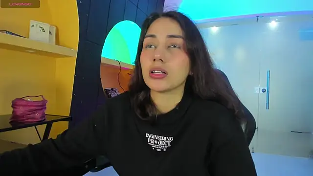 Snapshot of LucianaCarter chatting on 03-11-25, 03:47 LucianaCarter online show from 03-11-25, 03:47