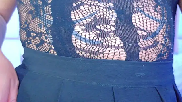 valkiria moore online show from 10-12-25, 07:37