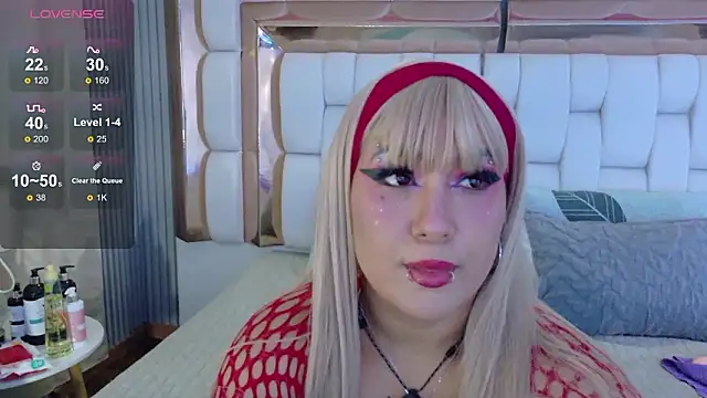 valkiria moore online show from 02-02-26, 08:08