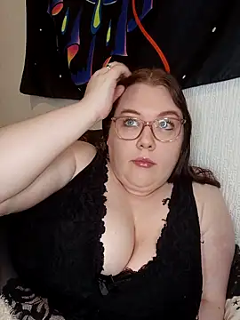 Sexycurvyemilyy online show from 03-24-26, 10:10