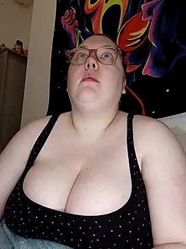 Sexycurvyemilyy online show from 03-02-26, 09:11