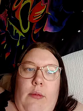 Sexycurvyemilyy online show from 02-28-26, 09:47