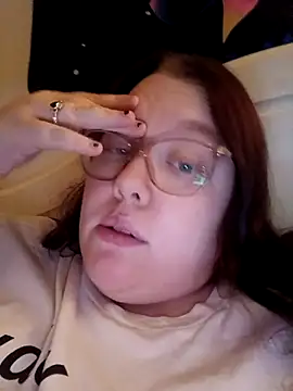 Sexycurvyemilyy online show from 11-25-25, 10:32