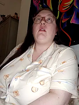 Sexycurvyemilyy online show from 03-17-26, 10:13