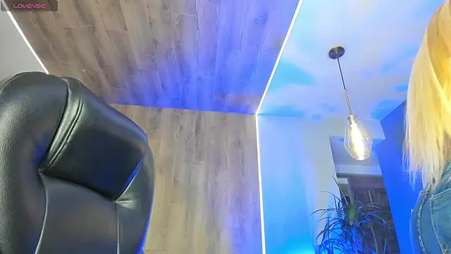 SophiePalmer online show from 01-17-26, 12:09