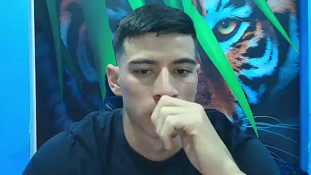 Snapshot of DEIBY_BABY chatting on 02-16-26, 03:32 DEIBY BABY online show from 02-16-26, 03:32