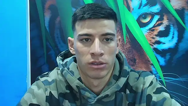 Snapshot of DEIBY_BABY chatting on 02-16-26, 01:26 DEIBY BABY online show from 02-16-26, 01:26