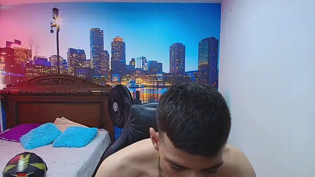 Snapshot of DEIBY_BABY chatting on 10-22-25, 04:06 DEIBY BABY online show from 10-22-25, 04:06