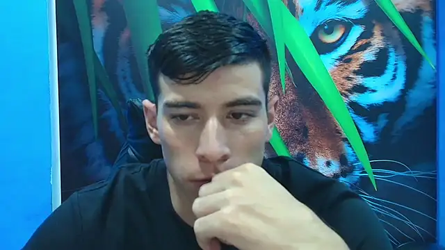 Snapshot of DEIBY_BABY chatting on 02-15-26, 01:06 DEIBY BABY online show from 02-15-26, 01:06