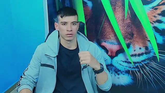 Snapshot of DEIBY_BABY chatting on 10-02-25, 03:26 DEIBY BABY online show from 10-02-25, 03:26