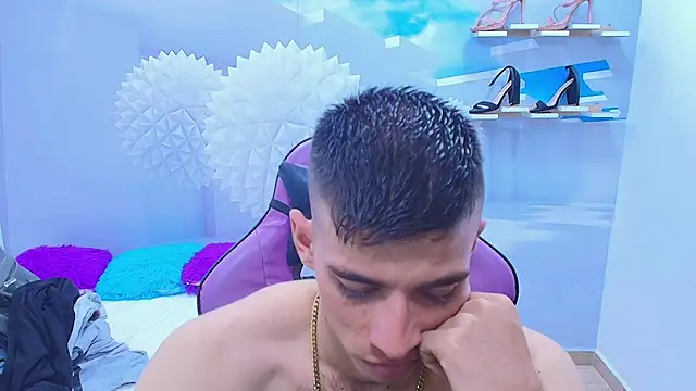 Snapshot of DEIBY_BABY chatting on 09-29-25, 07:52 DEIBY BABY online show from 09-29-25, 07:52