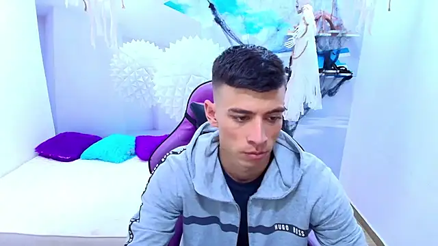 Snapshot of DEIBY_BABY chatting on 10-27-25, 06:42 DEIBY BABY online show from 10-27-25, 06:42