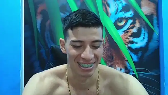 Snapshot of DEIBY_BABY chatting on 02-06-26, 07:32 DEIBY BABY online show from 02-06-26, 07:32