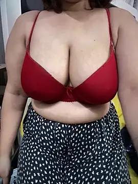 Sexybomb33 online show from 05-03-26, 10:24