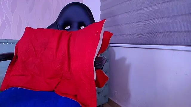 emyli sam online show from 12-13-24, 12:06