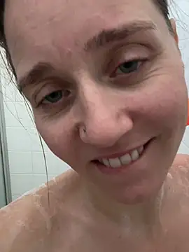 SkyelarSommer online show from 03-04-25, 07:01