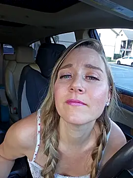 SkyelarSommer online show from 02-13-25, 08:55