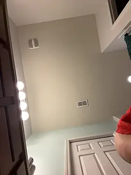 SkyelarSommer online show from 03-16-25, 04:09